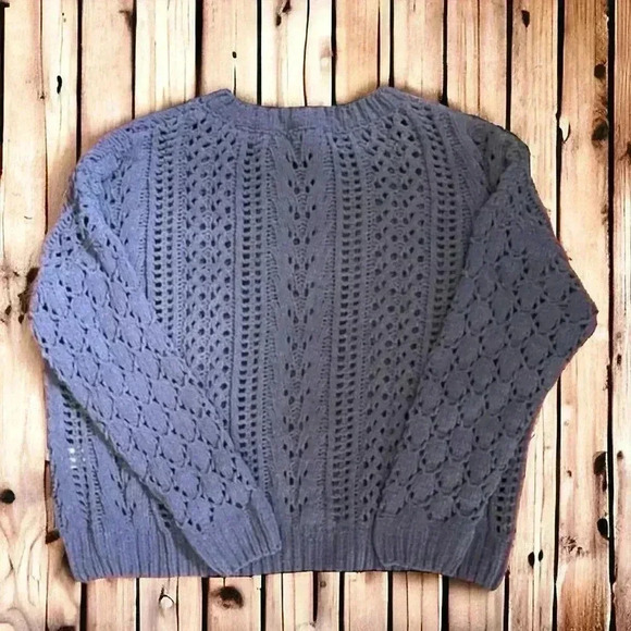 Kendall and Kylie Junior's Blue cable knit sweater size XS.#Warn #Fall #Trendy - Picture 2 of 2